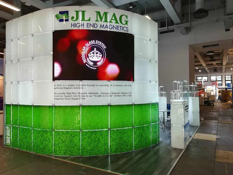 Flexible module installation in Exhibition